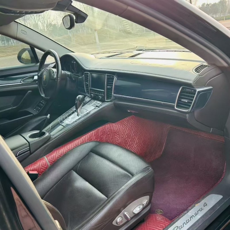 聊城12年保时捷帕拉梅拉6