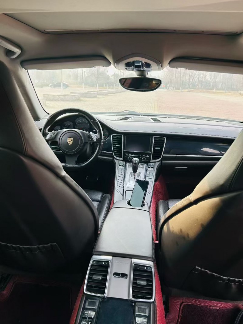 聊城12年保时捷帕拉梅拉7