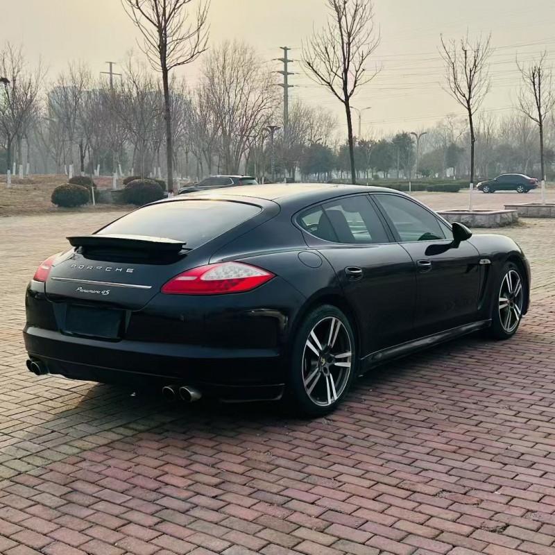 聊城12年保时捷帕拉梅拉8