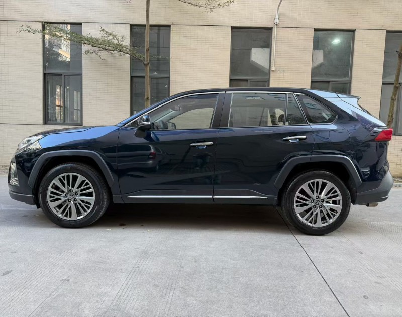 佛山20年丰田威兰达4