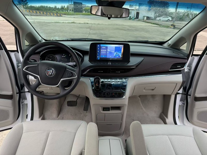 徐州23年别克GL87