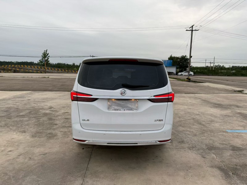 徐州23年别克GL89