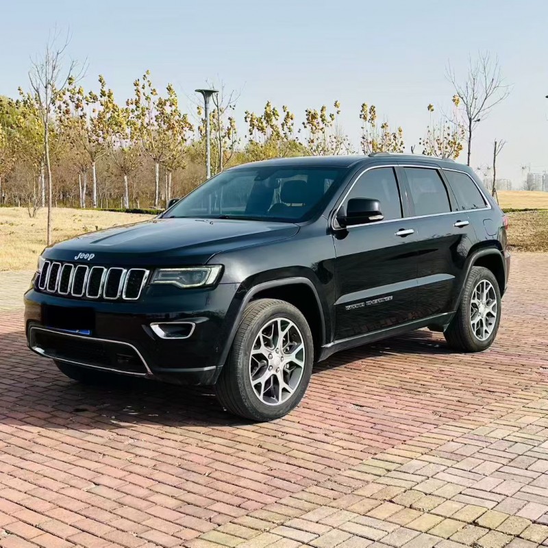 聊城21年Jeep大切诺基2