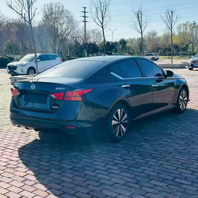 聊城21年日产天籁9