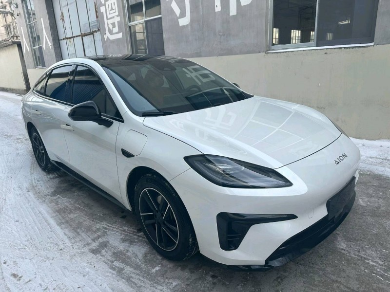 潍坊25年传祺埃安RT2