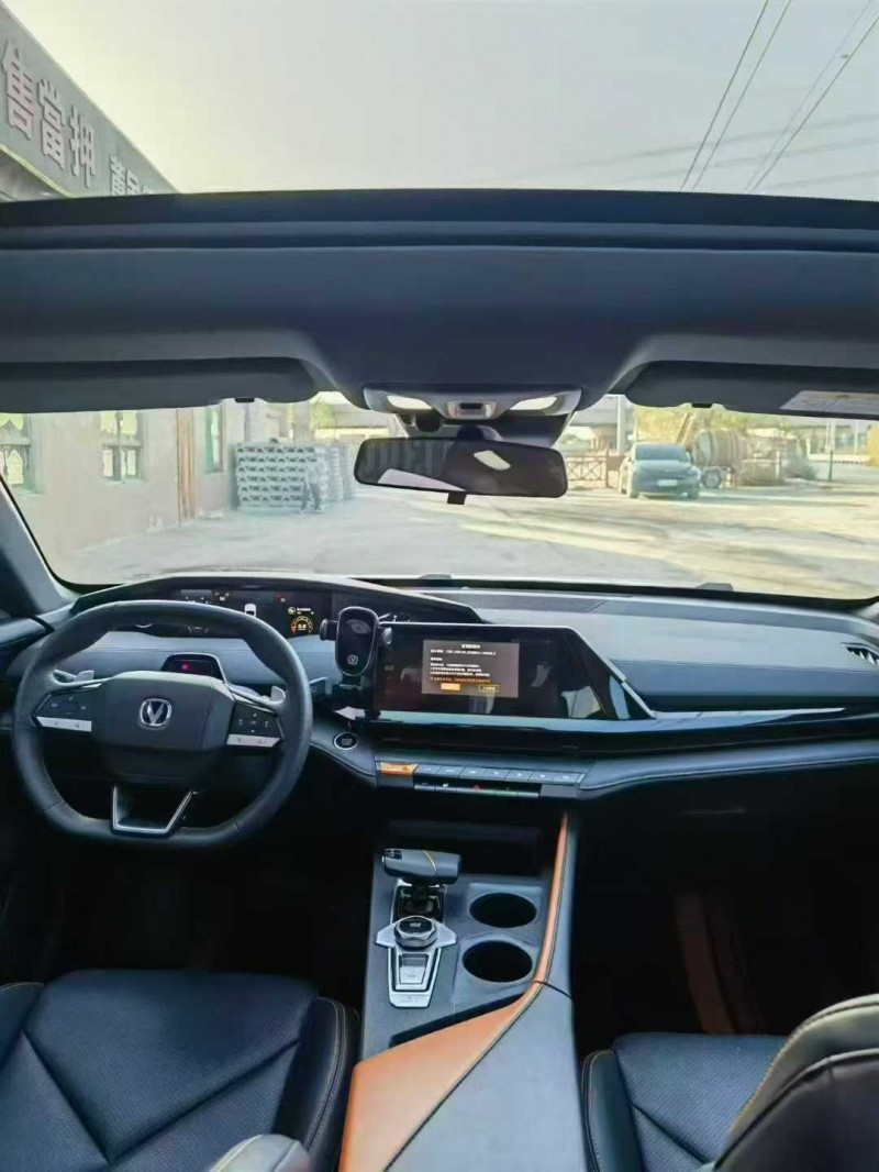 晋中23年长安汽车UNI5