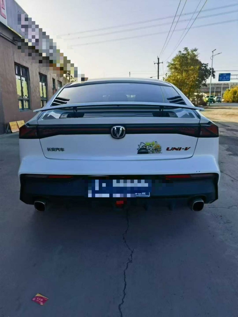 晋中23年长安汽车UNI8