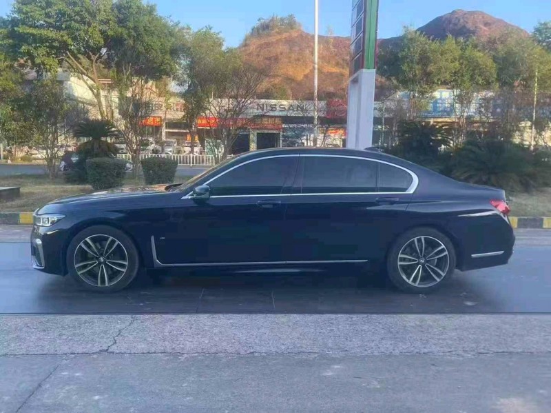 广州19年宝马7系2