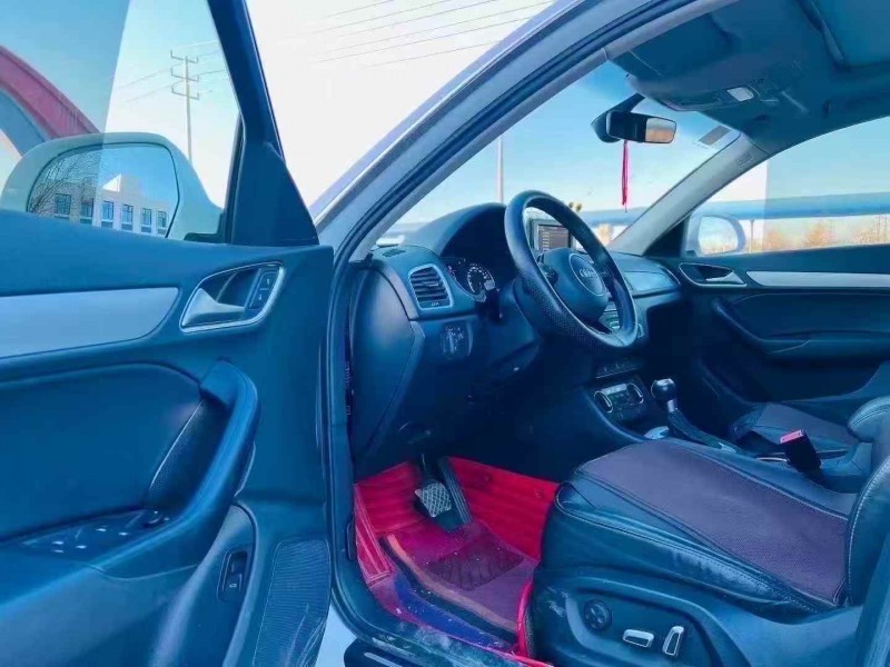 东营19年奥迪Q34