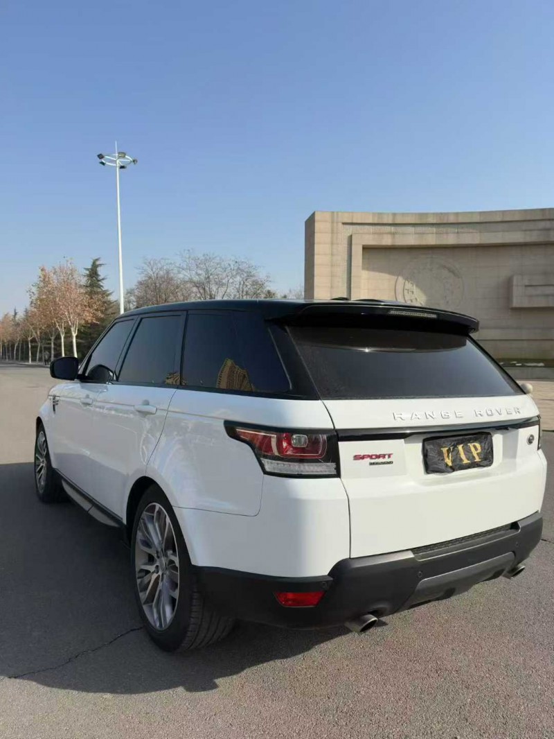 晋中15年路虎揽胜运动7