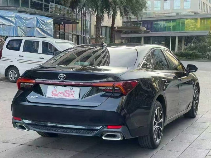 佛山23年丰田亚洲龙8