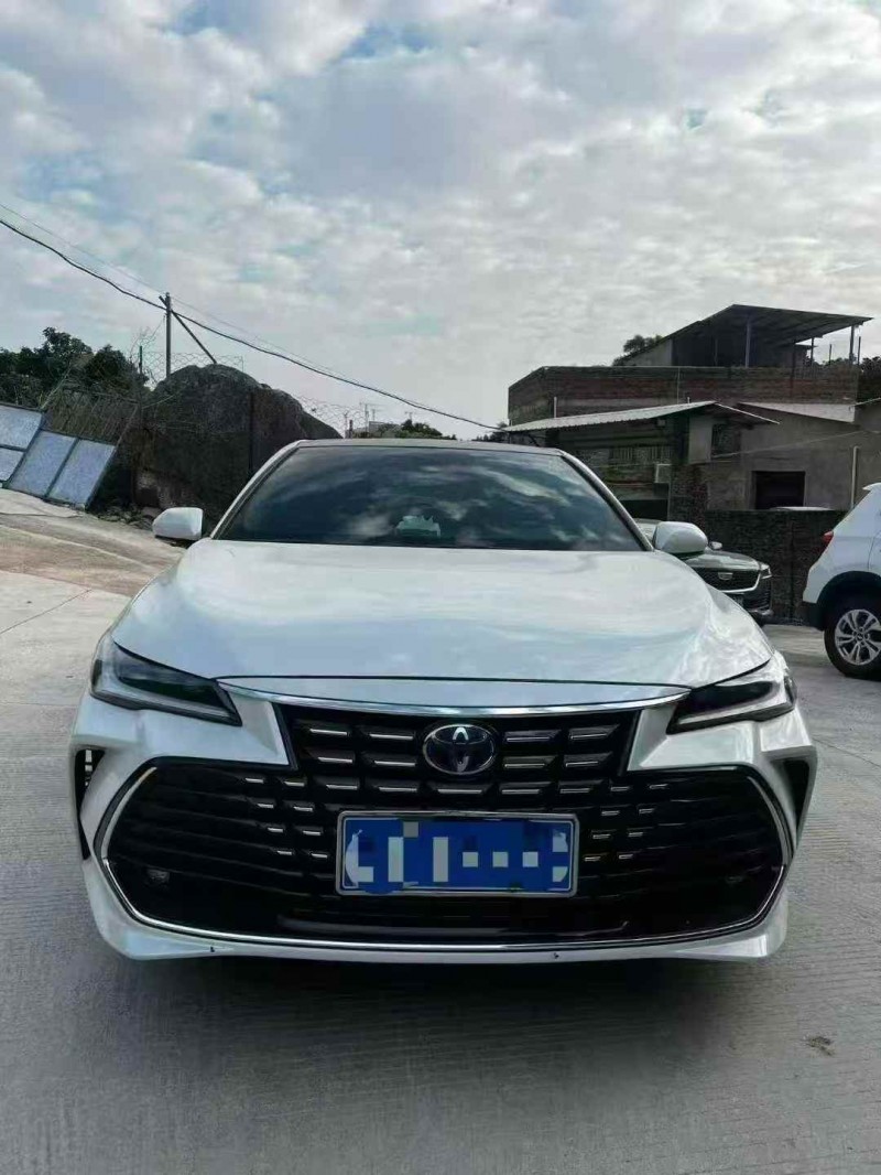 广州22年丰田亚洲龙1