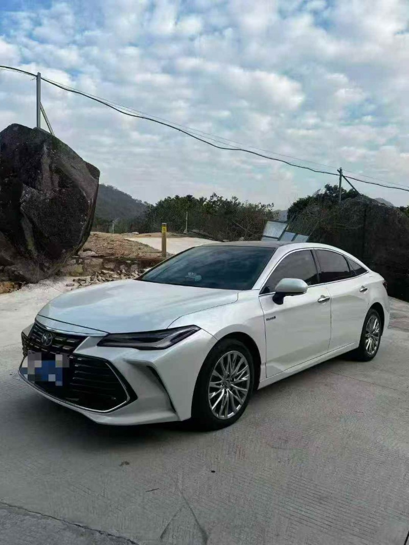 广州22年丰田亚洲龙2