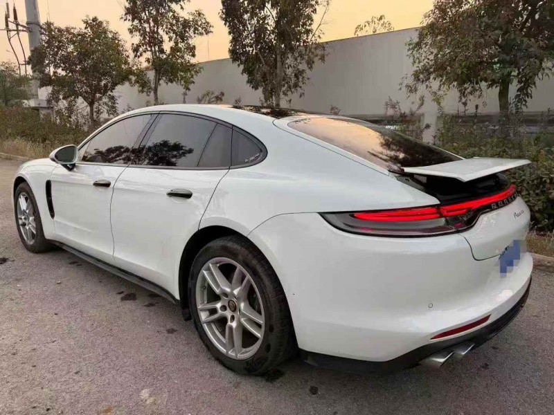 孝感22年保时捷帕拉梅拉8