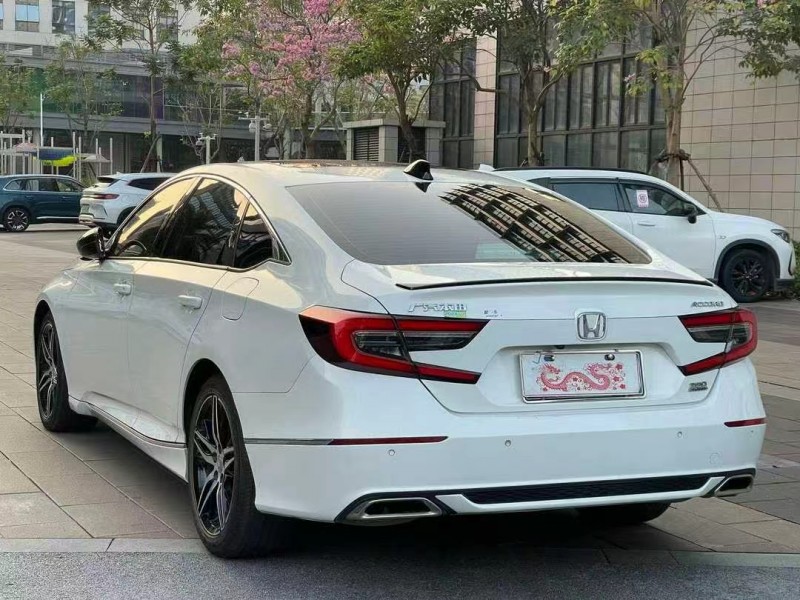佛山23年本田雅阁6