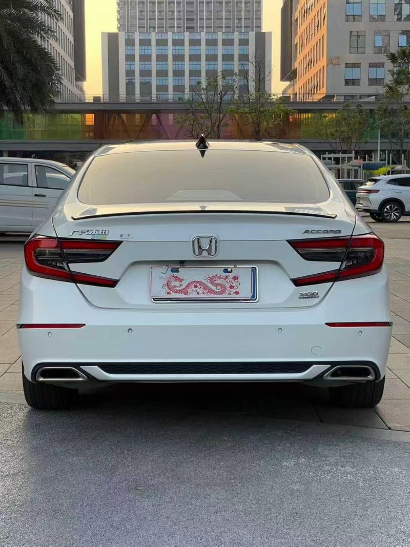 佛山23年本田雅阁9