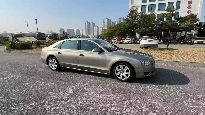 广州12年奥迪A8L2