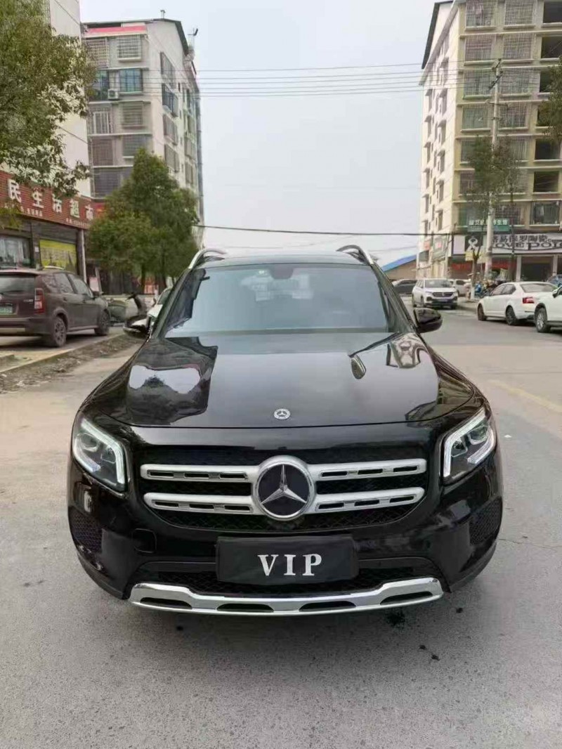 张家界21年奔驰GLB1