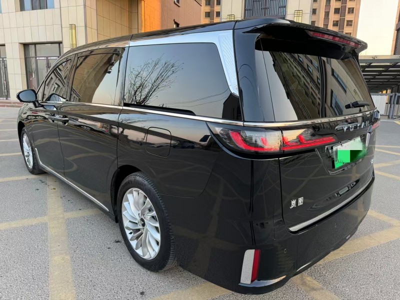 廊坊25年岚图汽车梦想家7