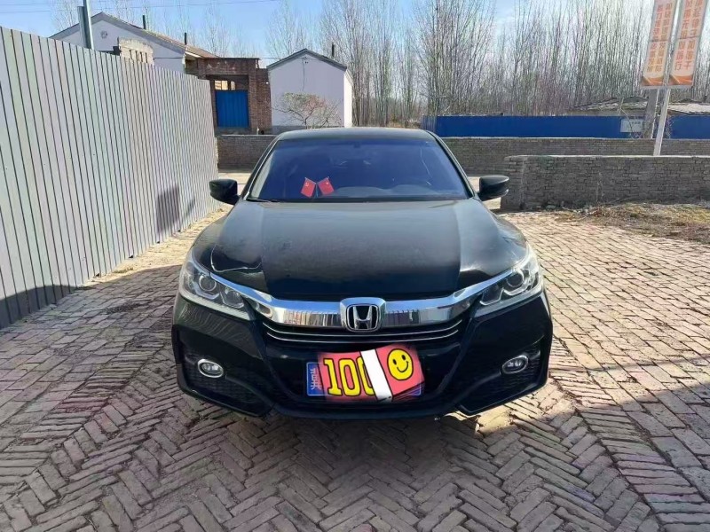 廊坊18年本田雅阁1