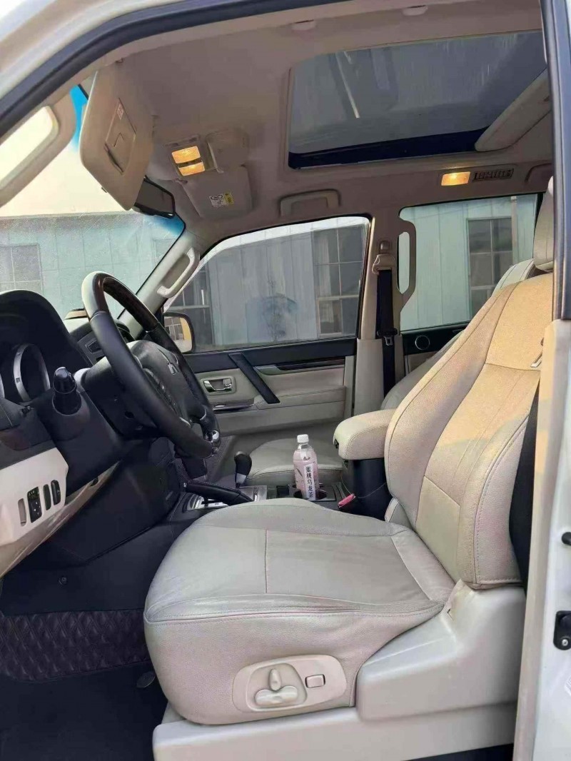 烟台20年三菱帕杰罗6