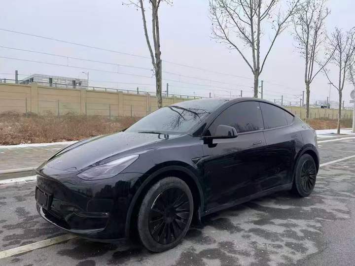 平顶山21年特斯拉MODEL Y2