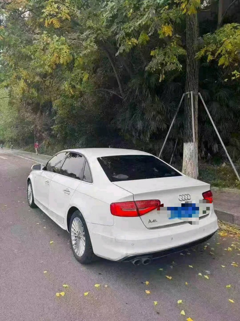 重庆16年奥迪A4L6