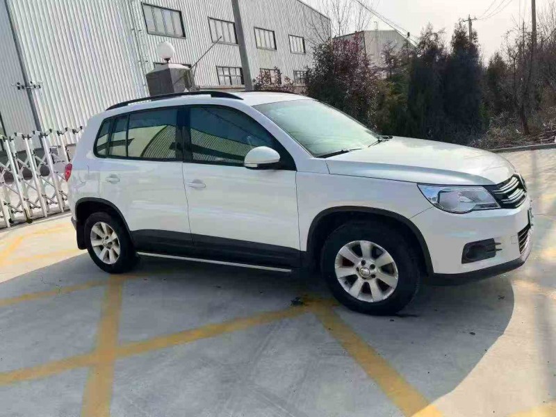 东营11年大众途观2