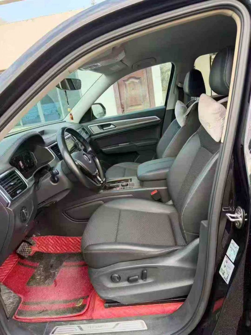 贵港20年大众途昂6