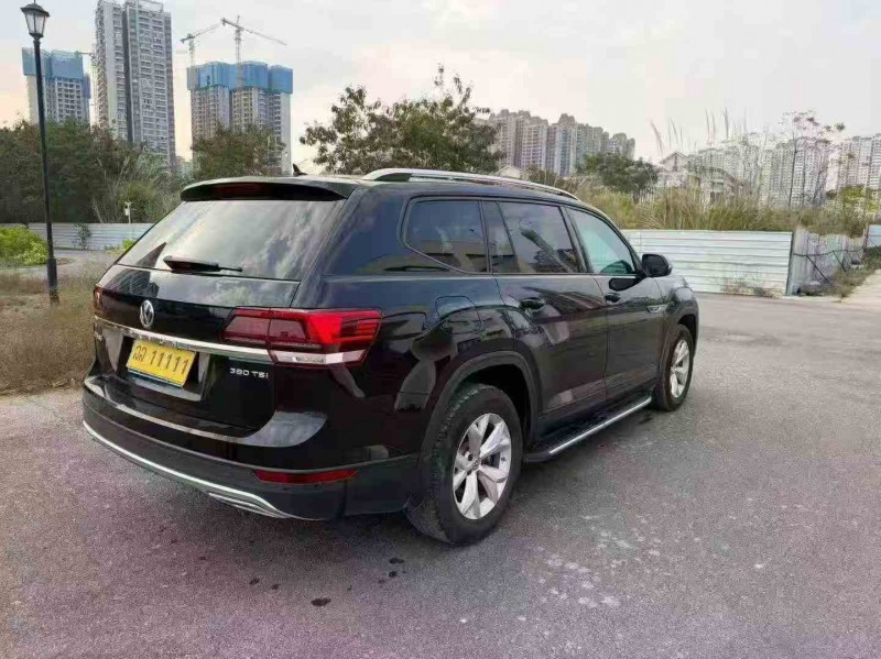 贵港20年大众途昂7