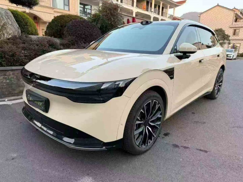 湖州25年极氪汽车7X2