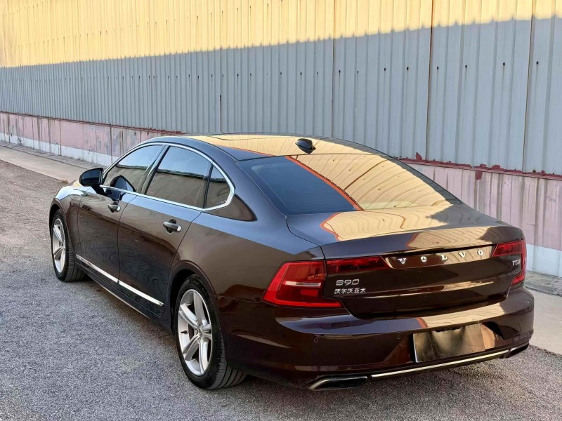 潍坊18年沃尔沃S908