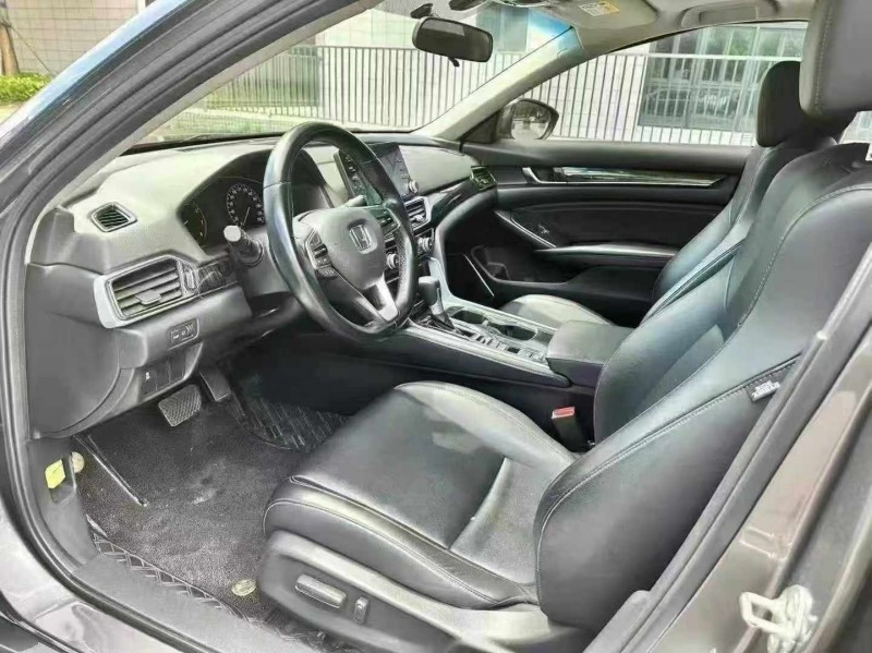 佛山20年本田雅阁6