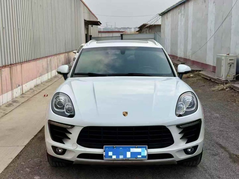 济宁16年保时捷Macan1