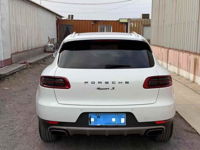 济宁16年保时捷Macan9