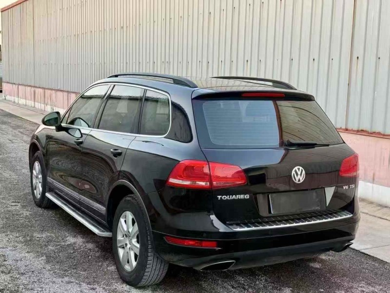 济宁14年大众途锐8