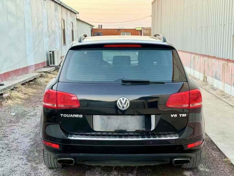 济宁14年大众途锐9