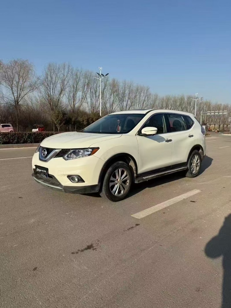 枣庄15年日产奇骏2