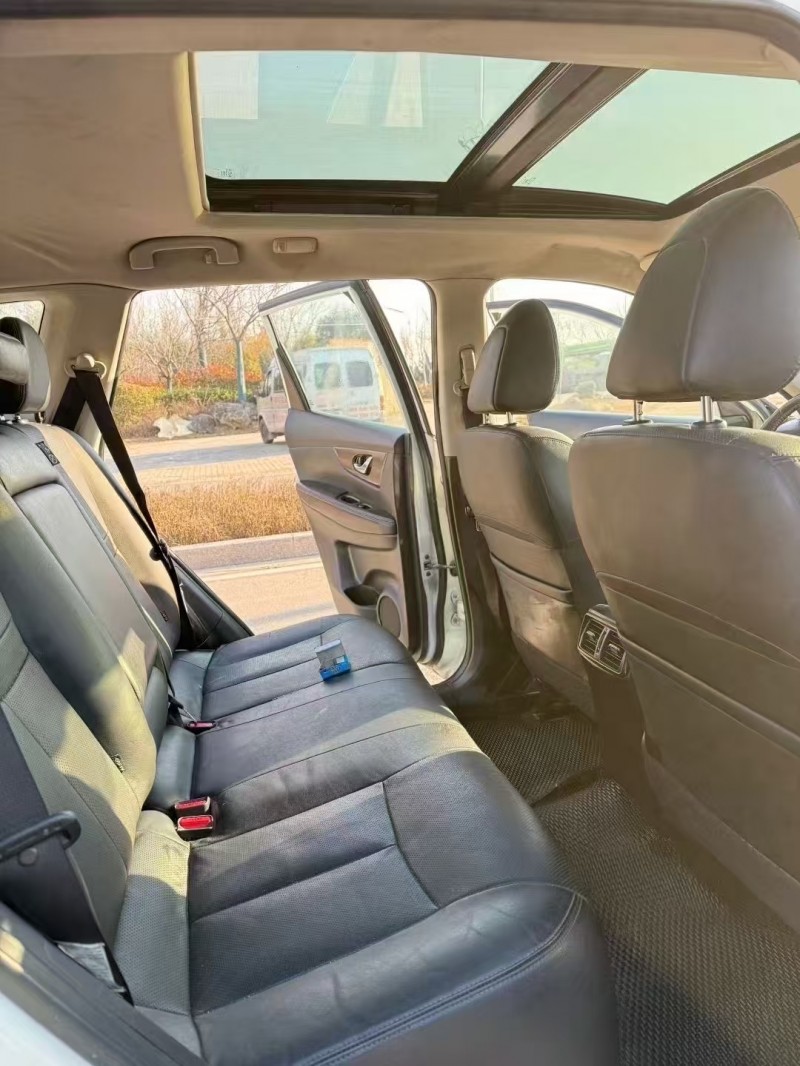 枣庄15年日产奇骏4