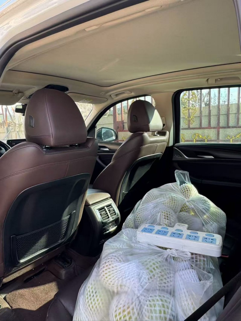 昆明20年宝马X33