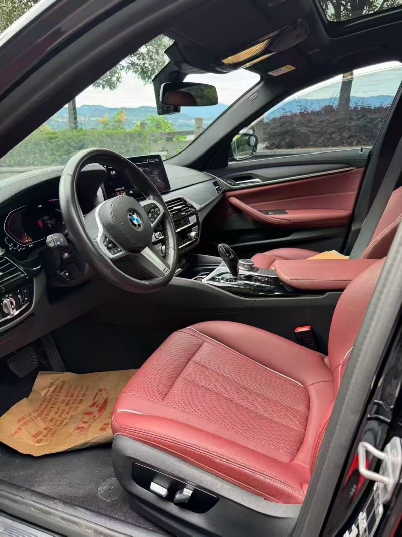 昆明22年宝马5系7