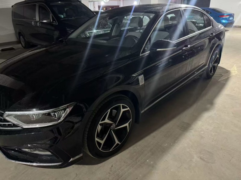 昆明24年大众迈腾2