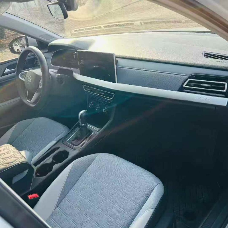 济宁24年大众朗逸5