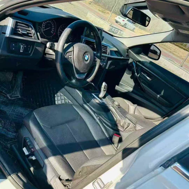 东营17年宝马3系6