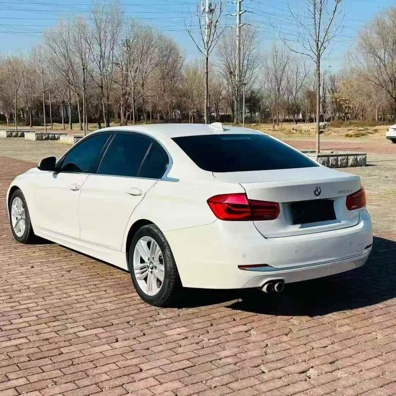 东营17年宝马3系9