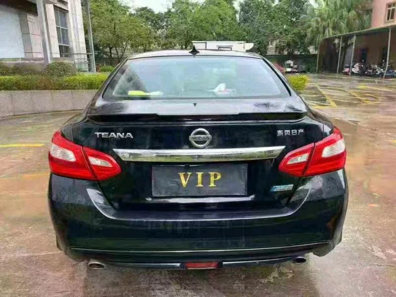 广州16年日产天籁5