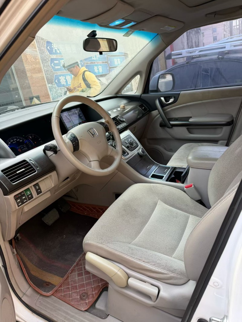 南宁15年本田艾力绅4