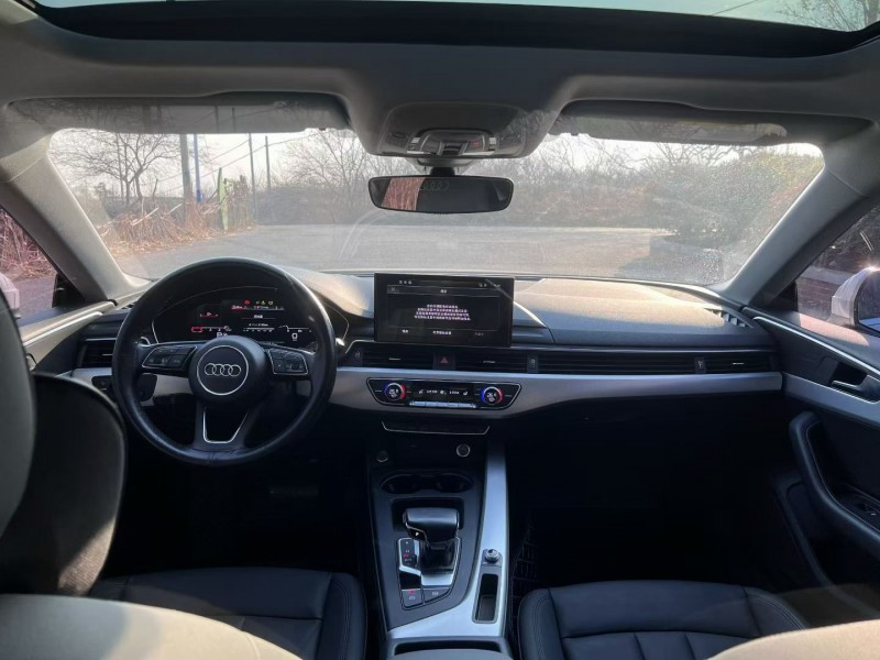 青岛21年奥迪A55