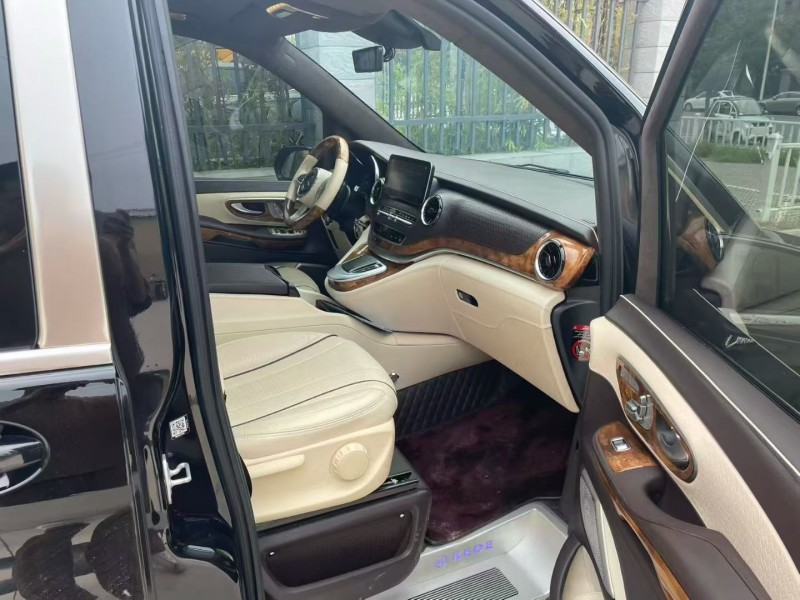 平顶山22年奔驰戴纳肯7