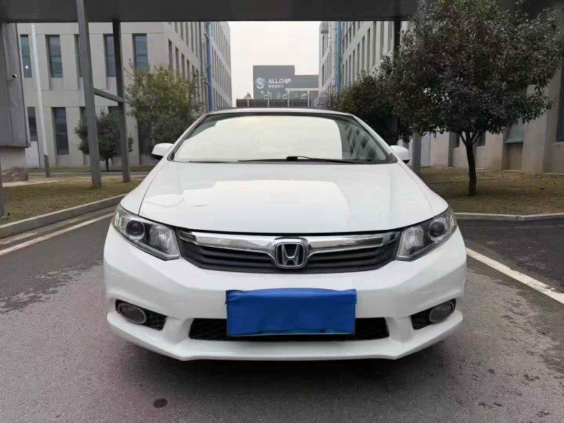 苏州13年本田思域1